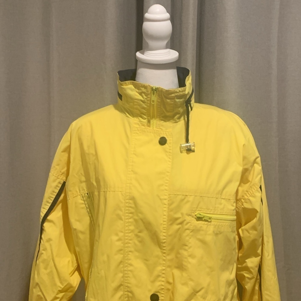 London Fog w/“Stamp of Approval” Yellow & Blue Jacket Size Large - Picture 2 of 16